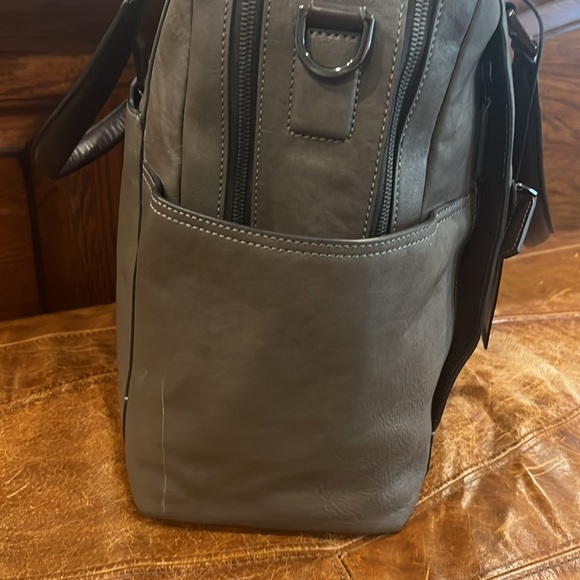 TUMI luggage carry-on - Picture 3 of 11